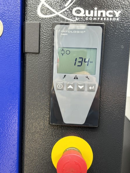 Air screw provides clean, dry air for the machine